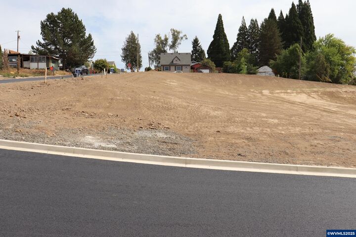 Property Photo:  Lot 4 Block 7 W Grant St  OR 97111 