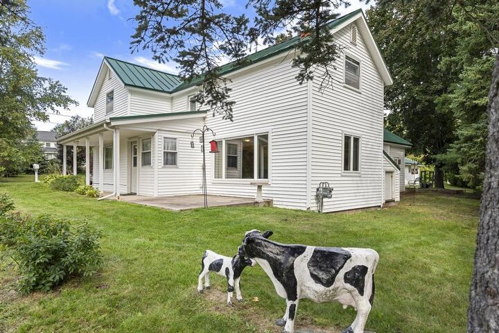 6116 Hemlock Street  Indian River MI 49749 photo