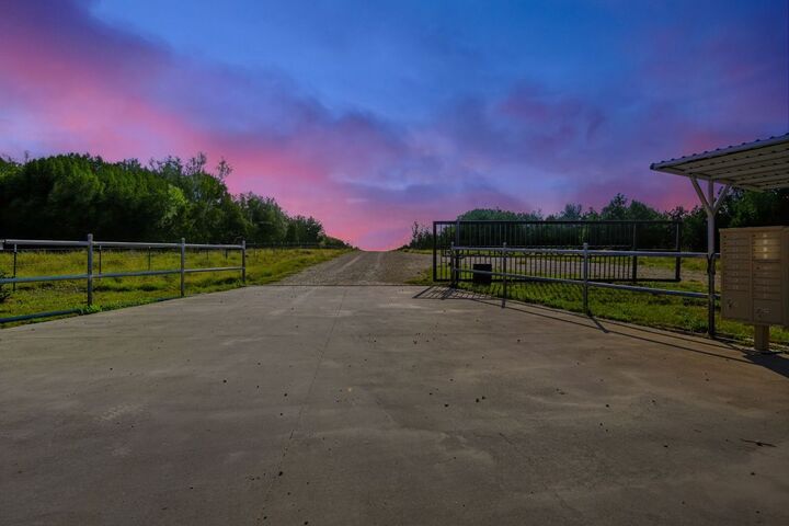 Property Photo:  405 Valley Oak Drive  TX 76844 
