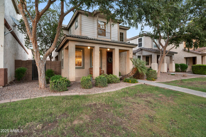 Property Photo:  4334 E Oakland Street  AZ 85295 