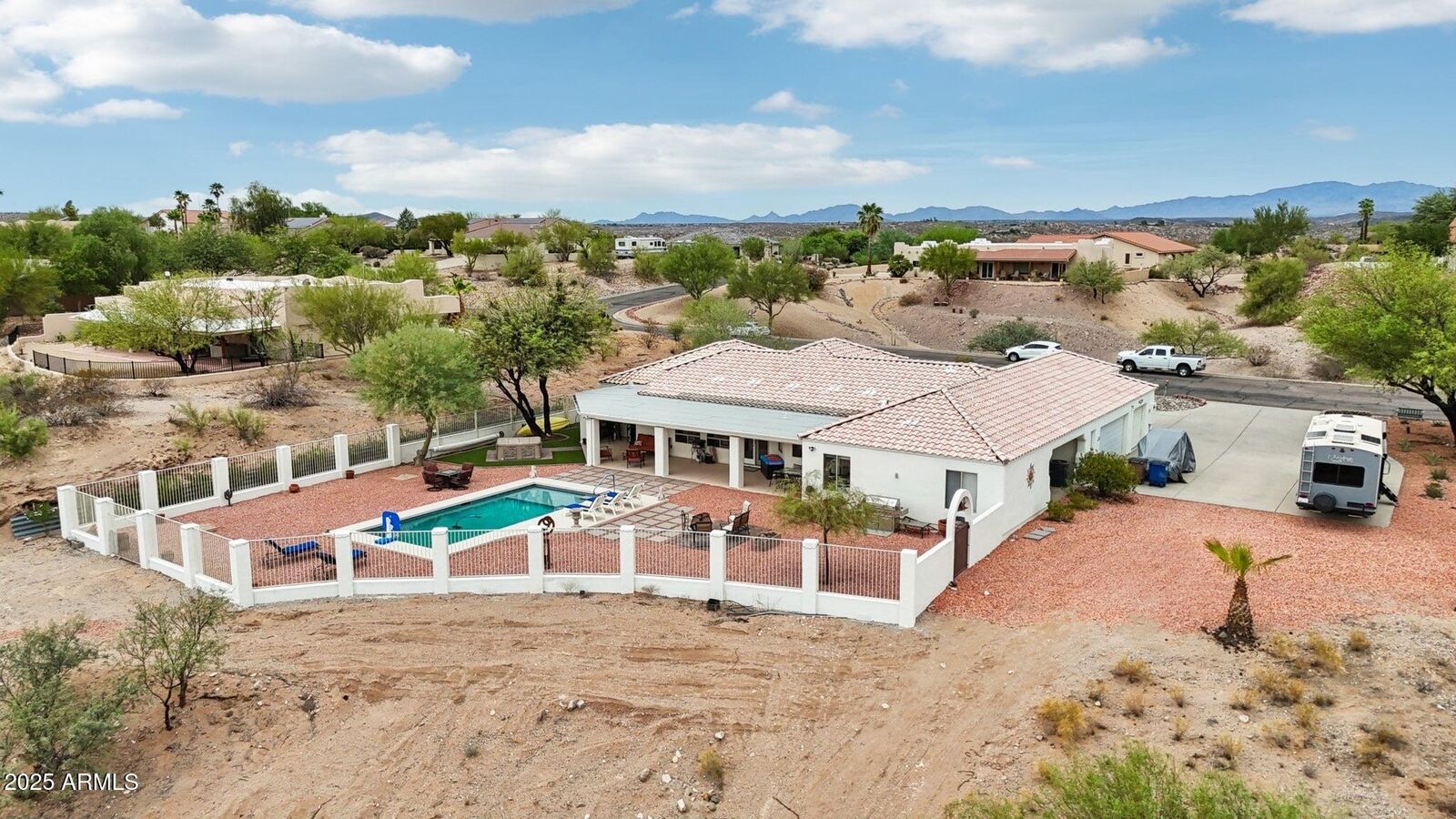 Property Photo:  2165 W Highridge Road  AZ 85390 