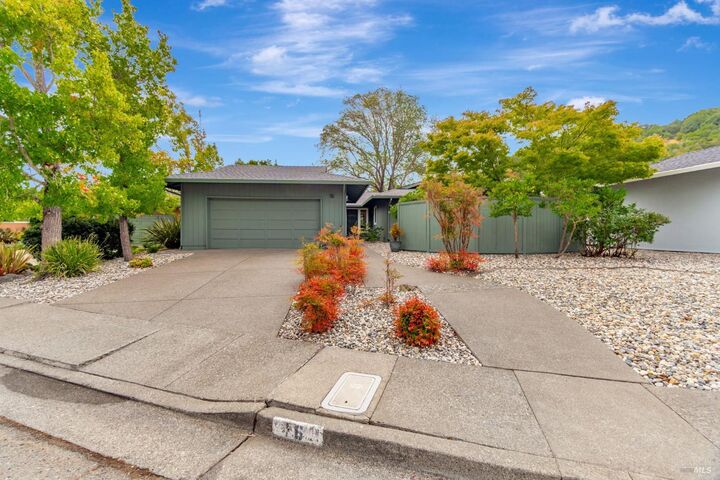 16 Minor Court  San Rafael CA 94903 photo