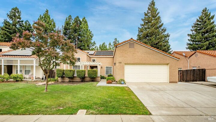Property Photo: 431 Stanford Street CA 95687