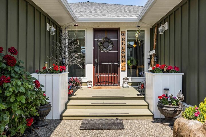 Property Photo:  46481 Ranchero Drive  BC V4Z 1K3 