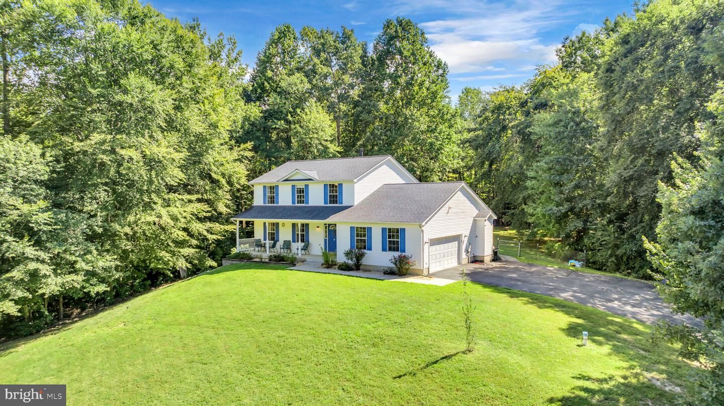 Property Photo:  12781 Crescent Run Street  MD 20646 