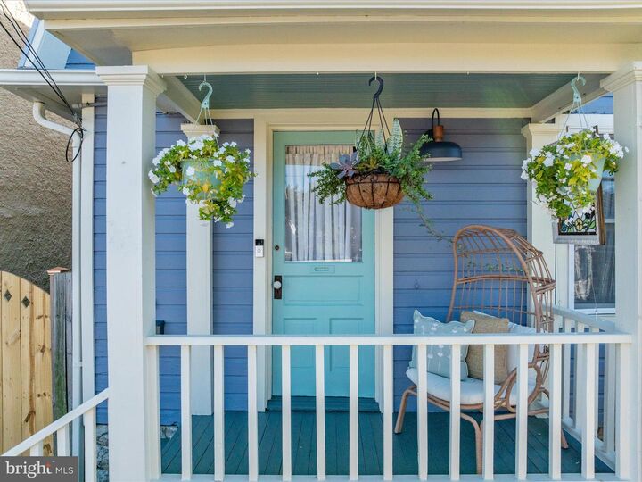 Property Photo: 129 E Cork Street VA 22601