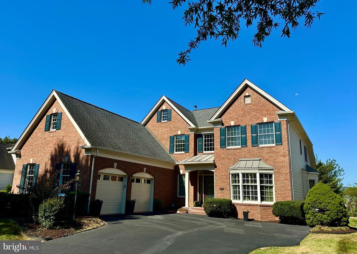 Property Photo:  15295 Golf View Drive  VA 20169 