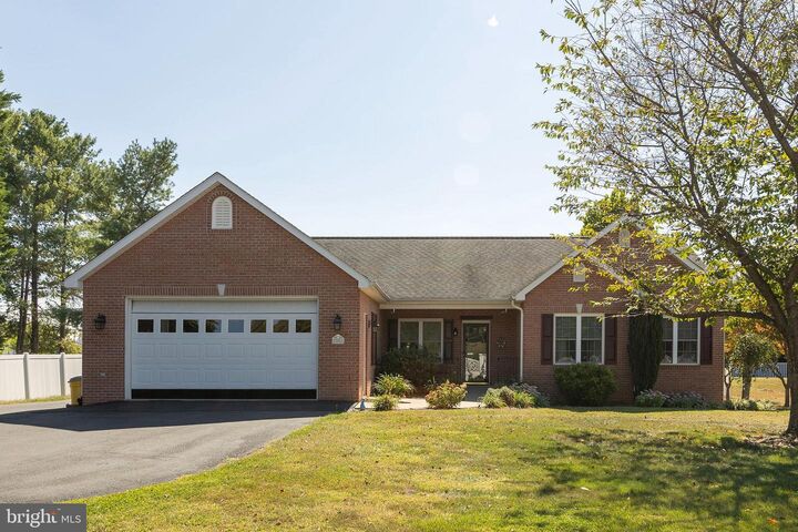 2808 Saratoga Drive  Winchester VA 22601 photo