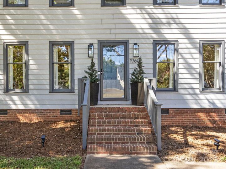Property Photo:  19607 Tryon Street  NC 28031 