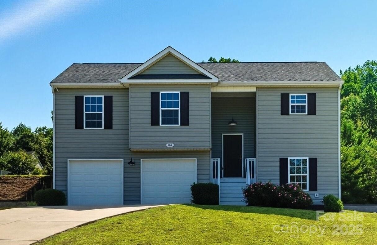 Property Photo: 387 Lone Tree Lane SC 29710