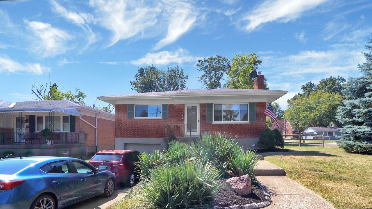Property Photo: 4607 Largo Drive OH 45236
