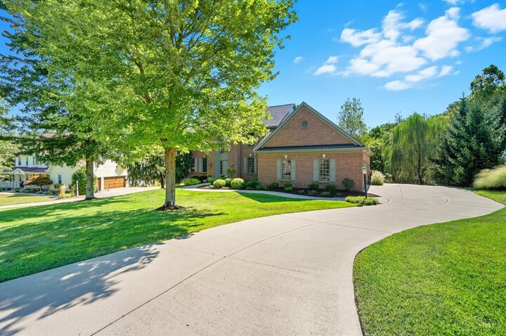 8217 Wycliffe Drive  Anderson Twp OH 45244 photo