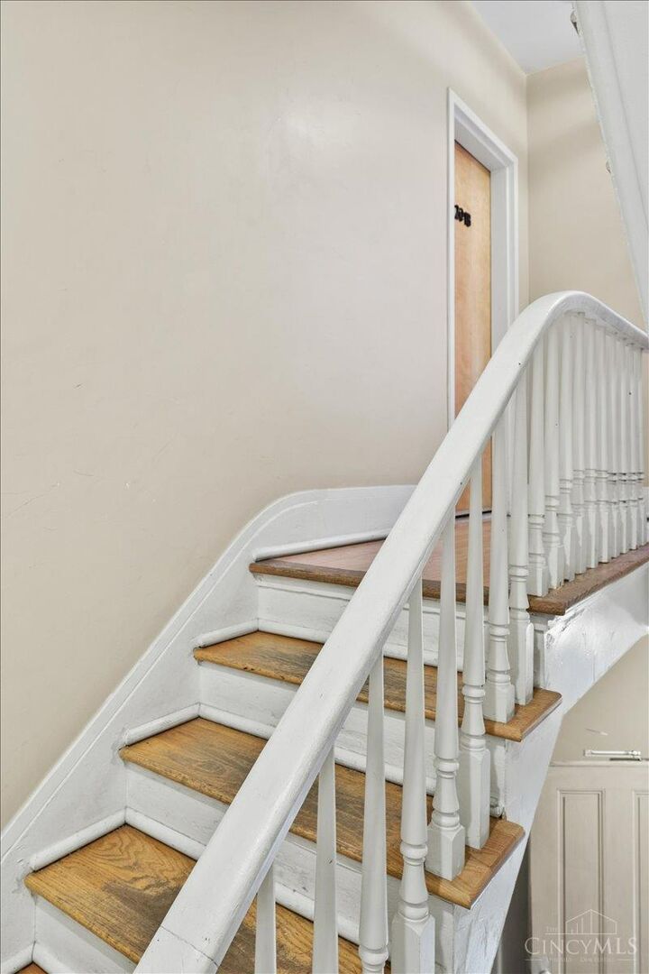 Property Photo:  1207 Republic Street  OH 45202 
