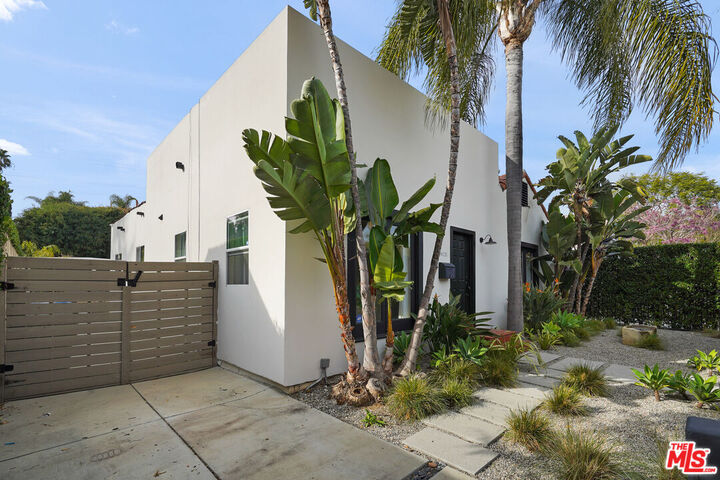 Property Photo: 927 N Vista St CA 90046