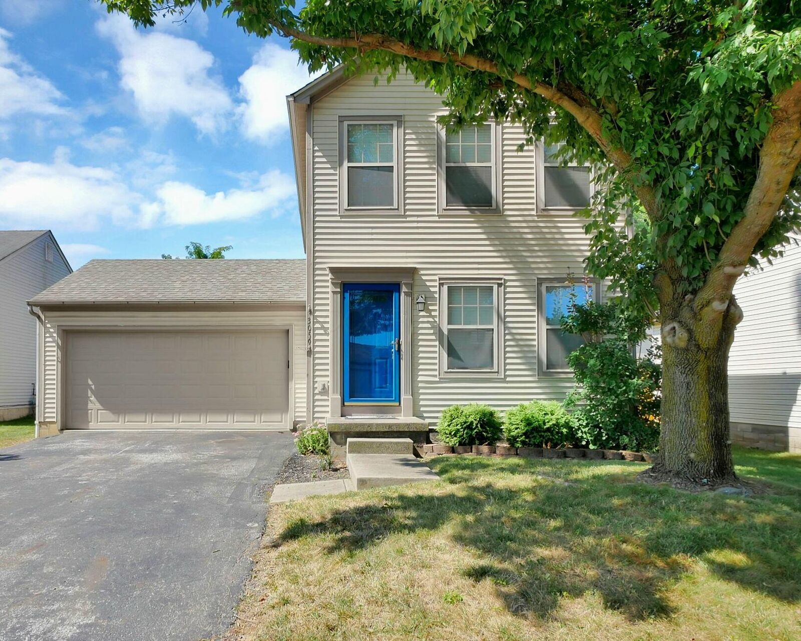 Property Photo:  3059 Remington Ridge Road  OH 43232 