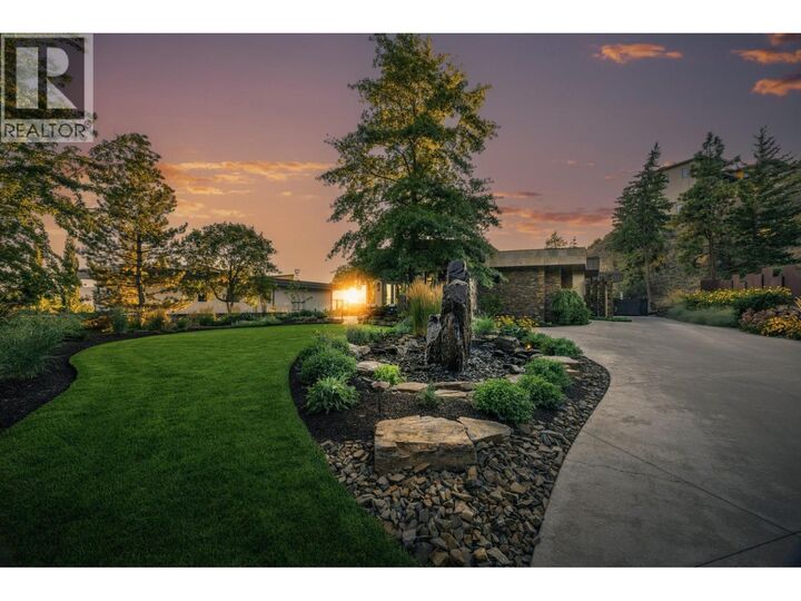 742 Highpointe Place  Kelowna BC V1V 2Y3 photo