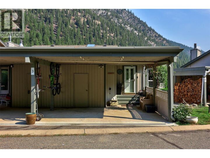 Property Photo:  1801 Paul Lake Road 3  BC V2H 1N7 