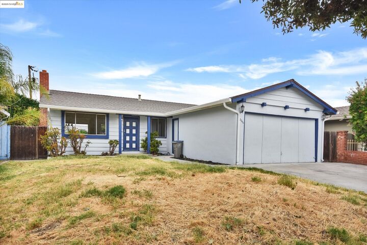 Property Photo: 2040 Lanai Ave CA 95122