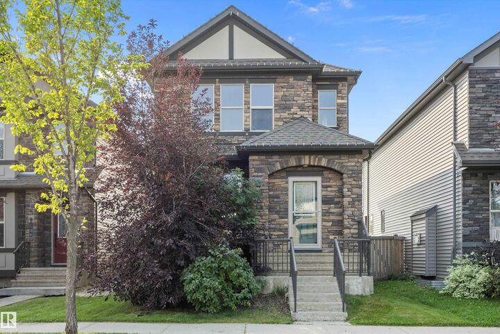 Property Photo:  84 Greenbury Boulevard  AB T7X 0M4 