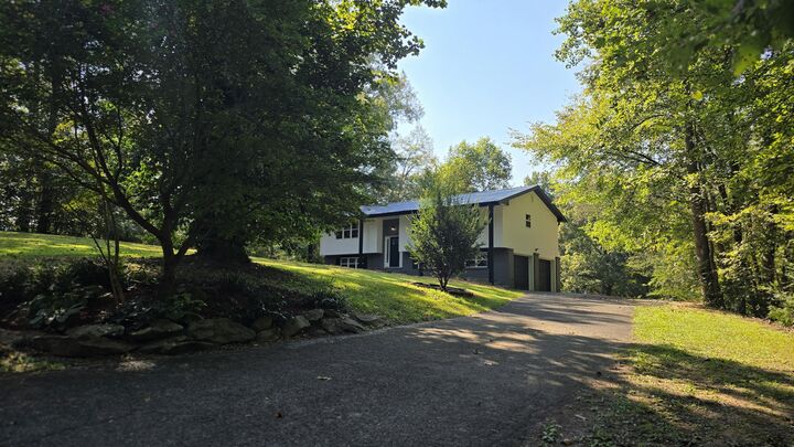 Property Photo: 711 Omega Drive TN 37397