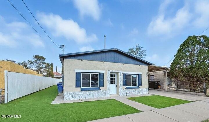 Property Photo: 125 Ventura Drive TX 79907