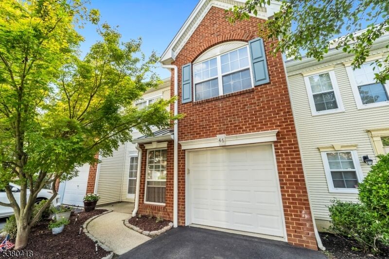 Property Photo:  46 Heritage Ct  NJ 07082 