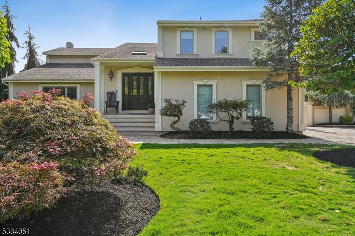 Property Photo: 6 Coventry Ct NJ 07936