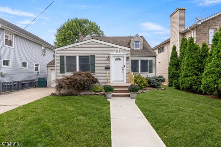 Property Photo: 133 Riverview Ave NJ 07031