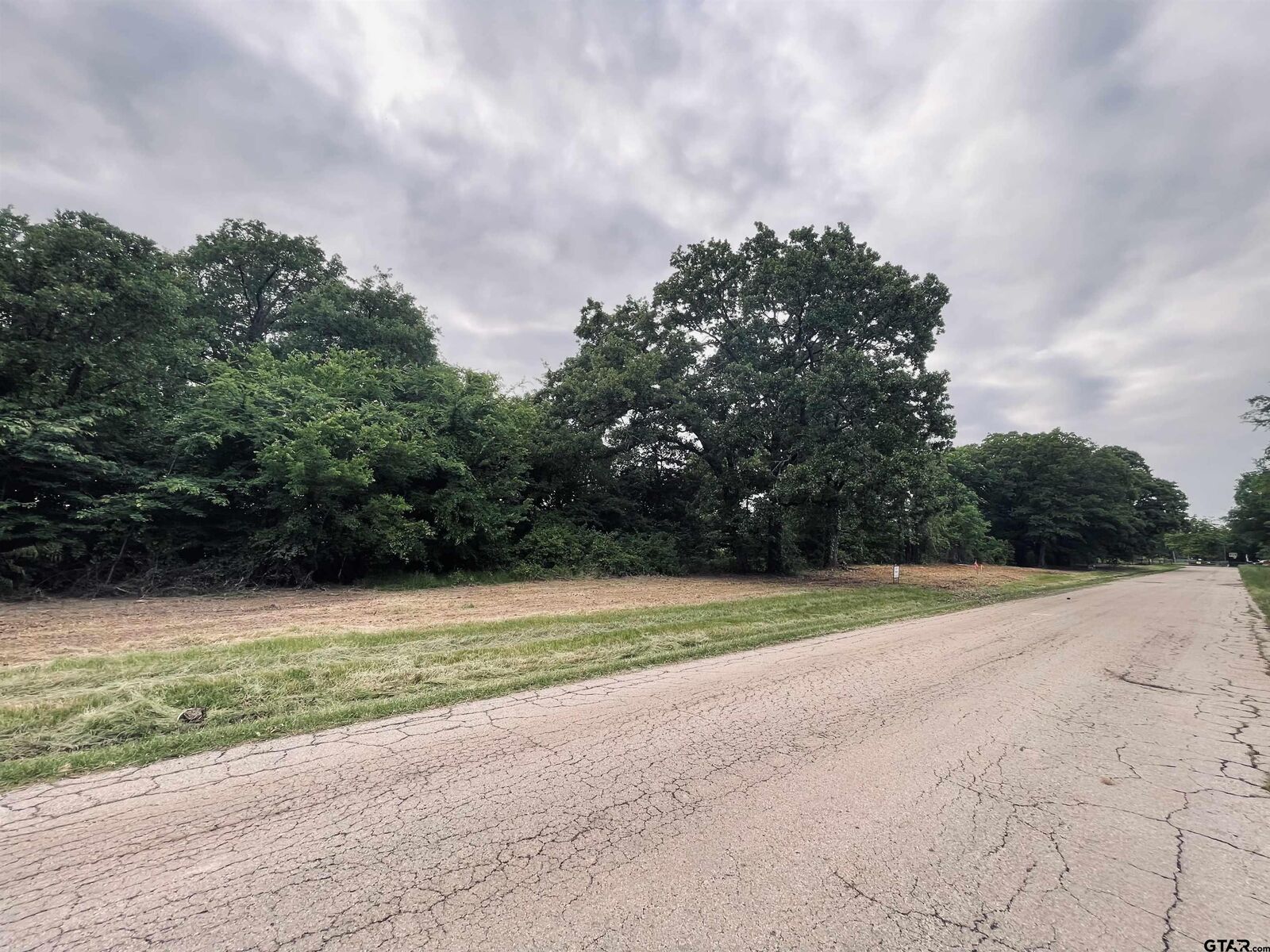 Property Photo:  Lot 6 , Leach Woods East  Cr 1560  TX 75410 
