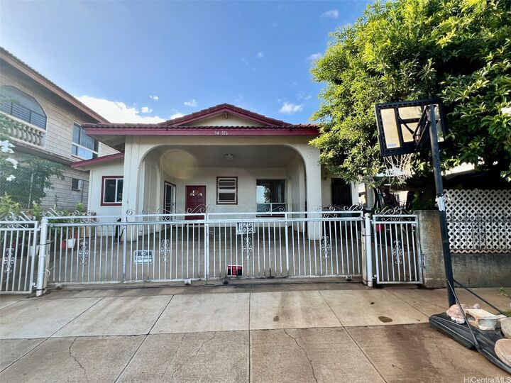 94-816 Kuhaulua Street  Waipahu HI 96797 photo