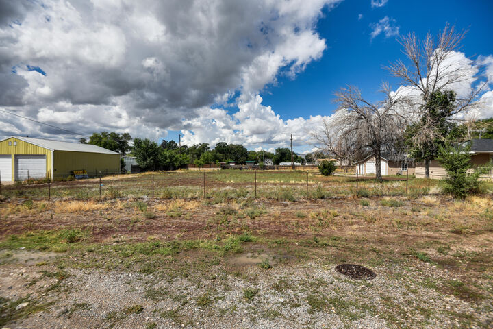 Property Photo: 565 N 100 East UT 84713