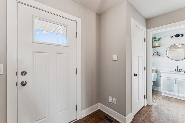 Property Photo:  3525 NE Winding Trail Drive  IA 50021 