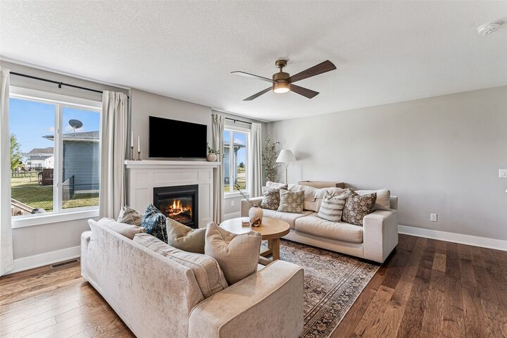 Property Photo: 3525 NE Winding Trail Drive IA 50021