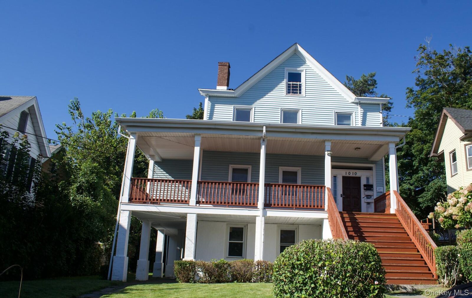 Property Photo:  1010 Orchard Street  NY 10566 