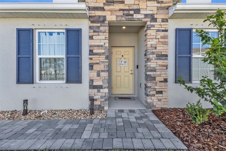 Property Photo:  16300 Coconut Palm Drive  FL 33953 