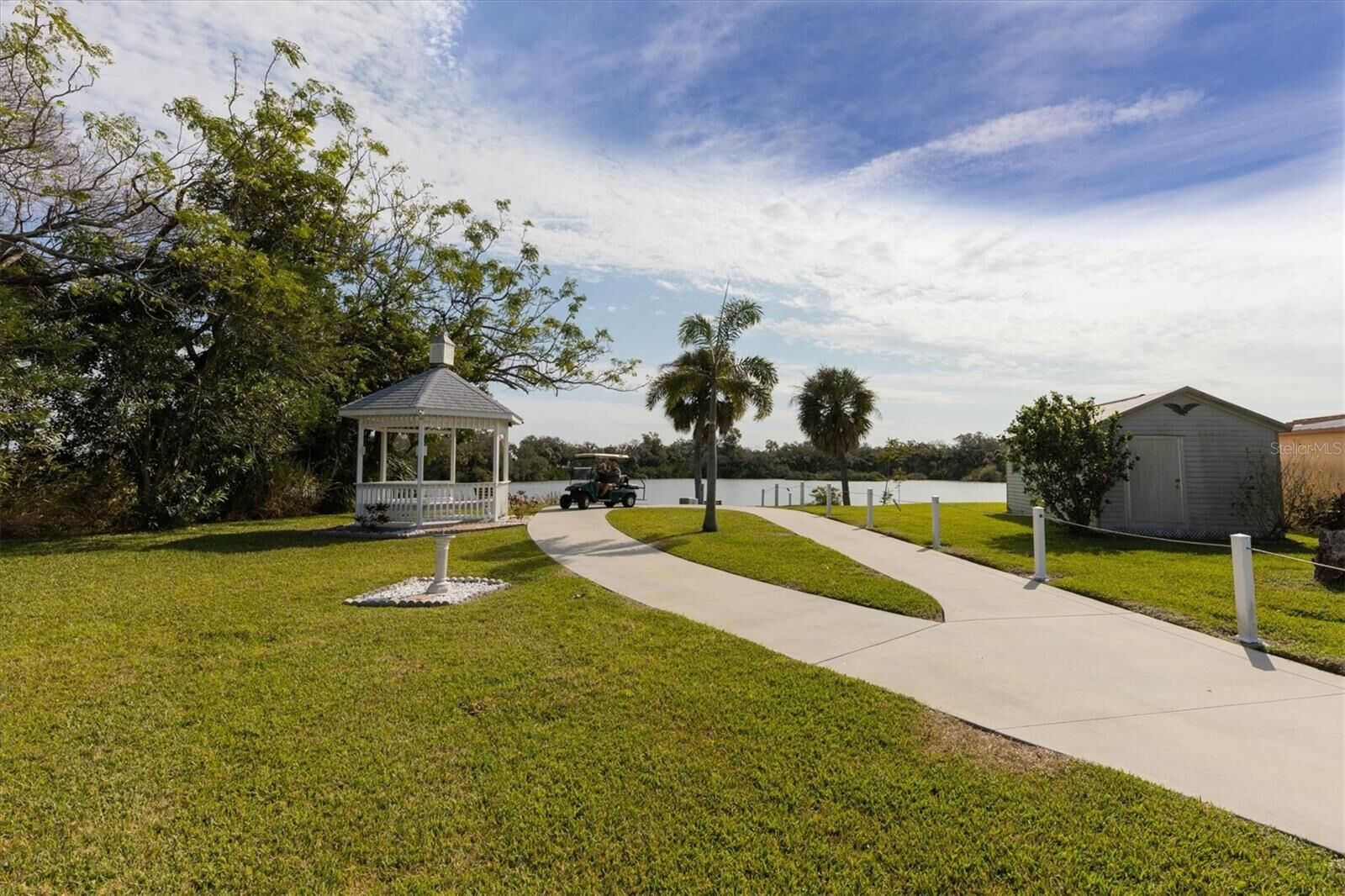 Property Photo: 4507 15th Street Court E FL 34222