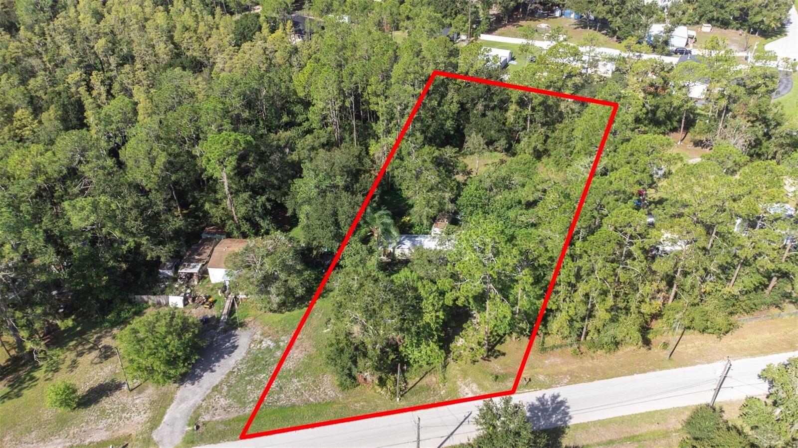 Property Photo:  10916 Country Haven Drive  FL 33809 