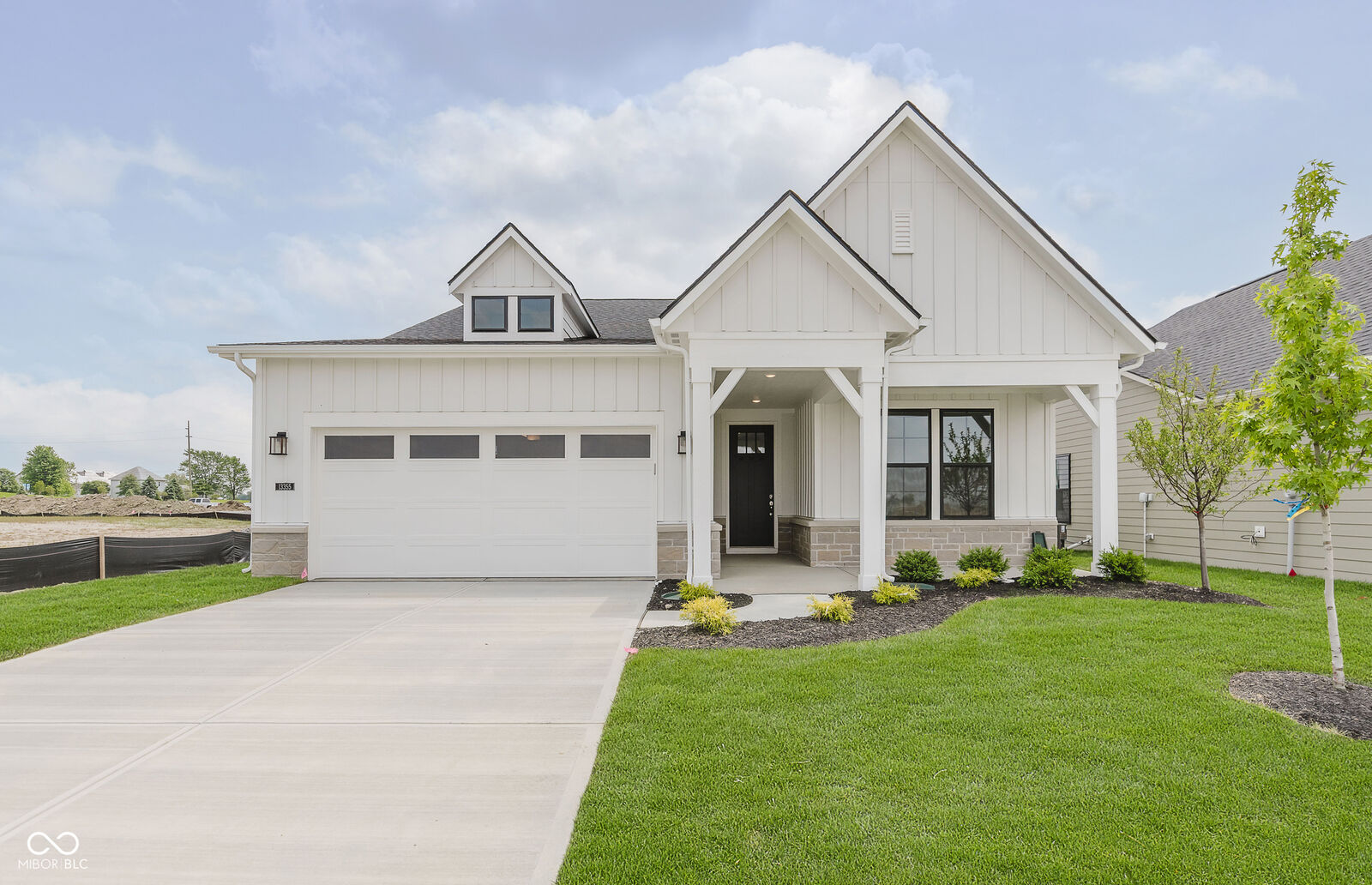 Property Photo: 16269 Magnolia Ridge Way IN 46060