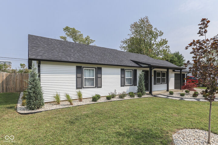 Property Photo:  57 Oakden Court  IN 46184 