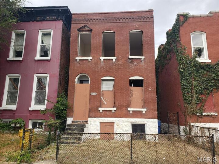 3711 Aldine Avenue  St Louis MO 63113 photo