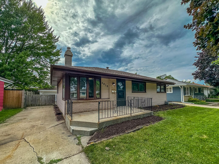 2812 Jean Ave  Racine WI 53404 photo