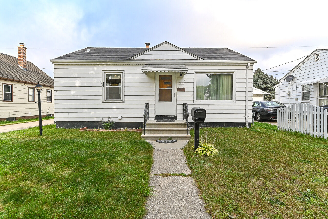 Property Photo: 3623 S 24th St WI 53221