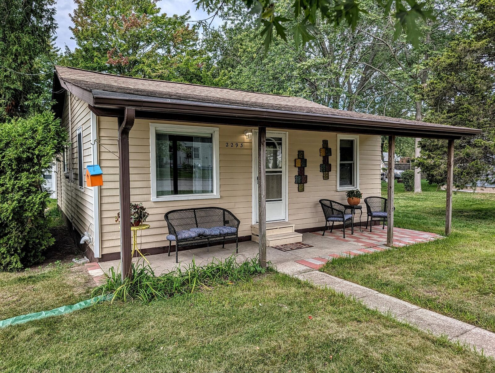 Property Photo:  2293 Dowd Street  MI 49441 