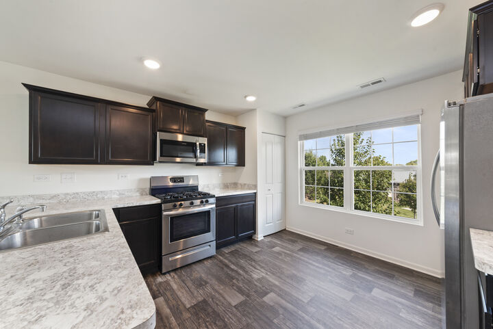 Property Photo:  2352 Upland Road  IL 60140 