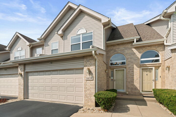 Property Photo: 1434 Joyce Drive IL 60422