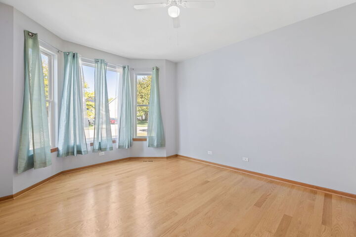 Property Photo:  209 Regency Boulevard  IL 60554 