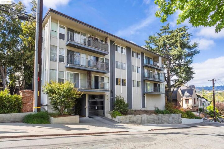 671 Vernon St  Oakland CA 94610 photo