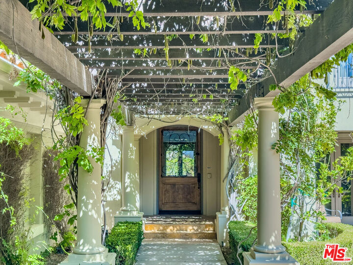 Property Photo:  2882 Rainfield Avenue  CA 91362 