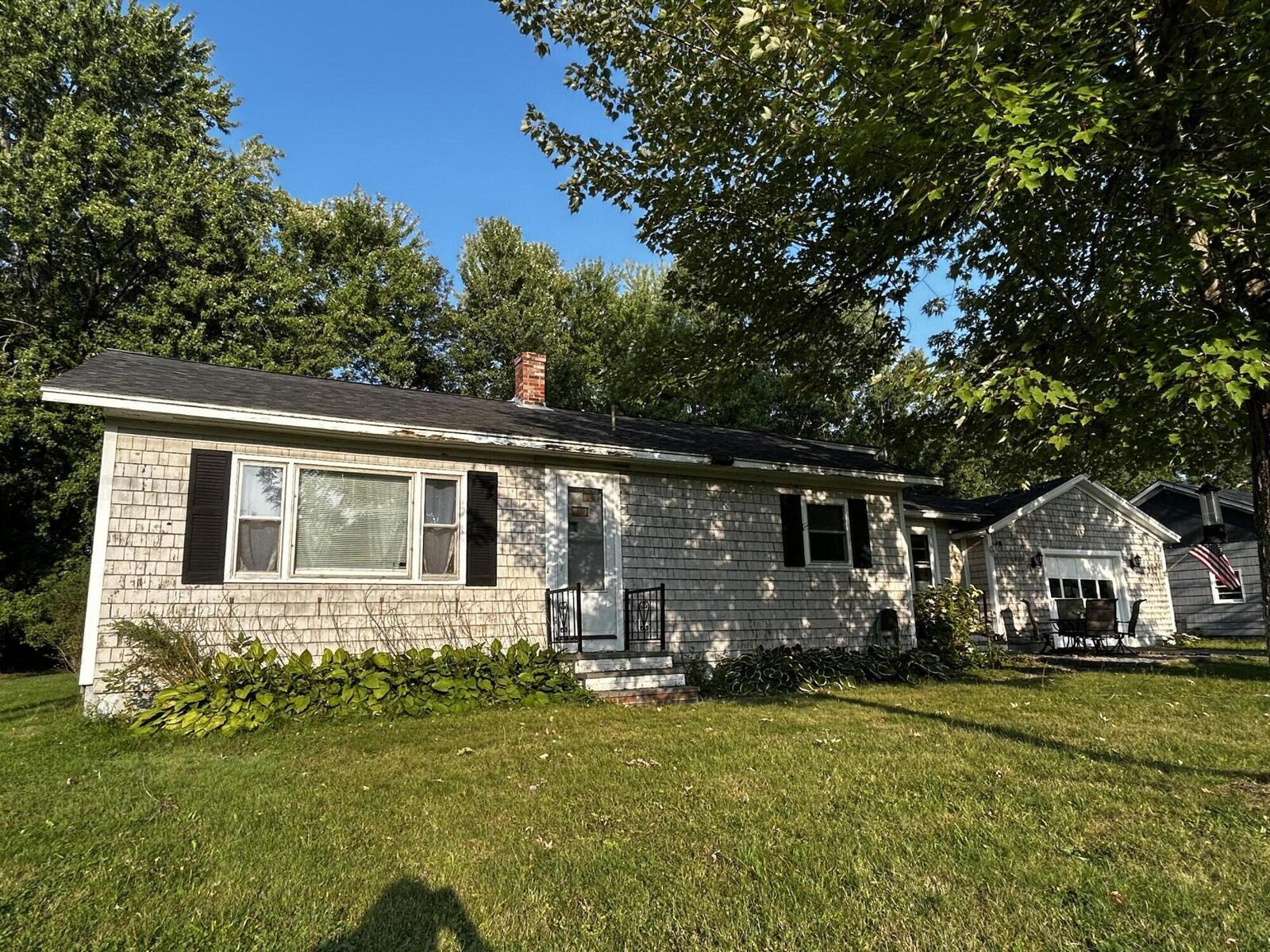 Property Photo:  10 Sheridan Street  ME 04953 