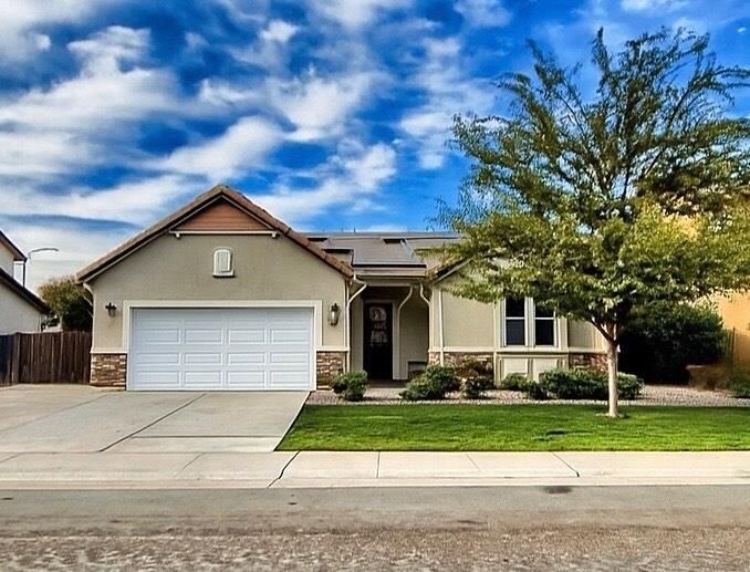 Property Photo:  833 McCauley Way  CA 95632 